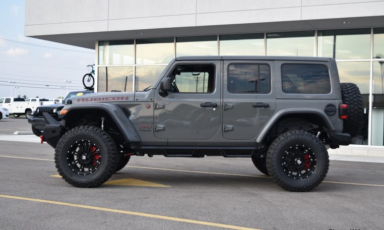 2019 Jeep Wrangler Unlimited - Rocky Ridge Trucks K2 | 28707T - Sherry 4x4