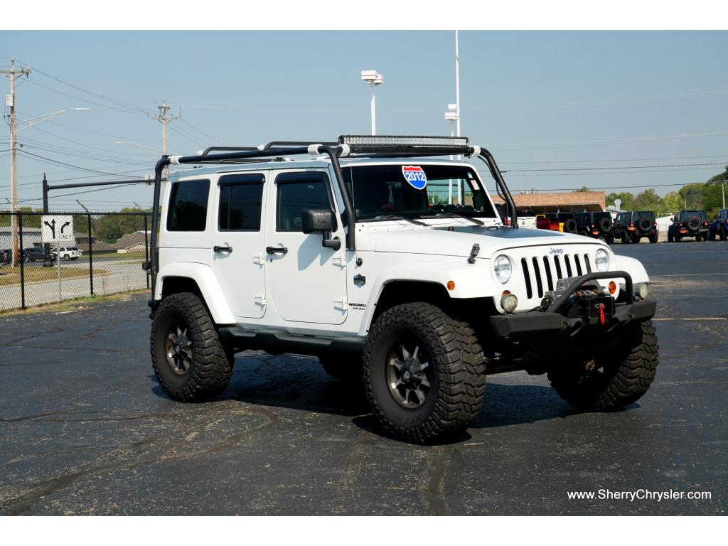 Lifted 2012 Jeep Wrangler Unlimited Arctic CP16089T