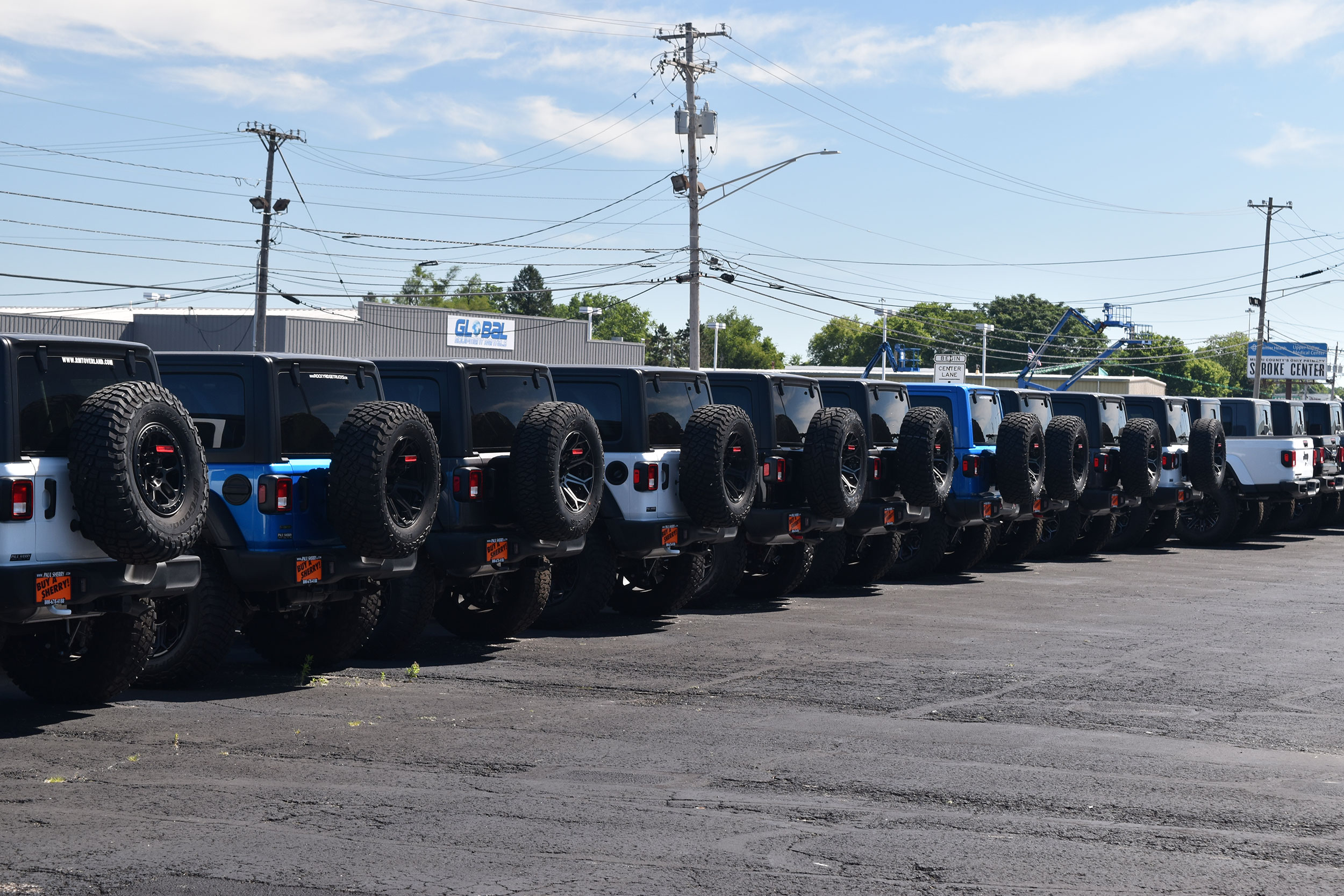 lifted-rocky-ridge-jeeps