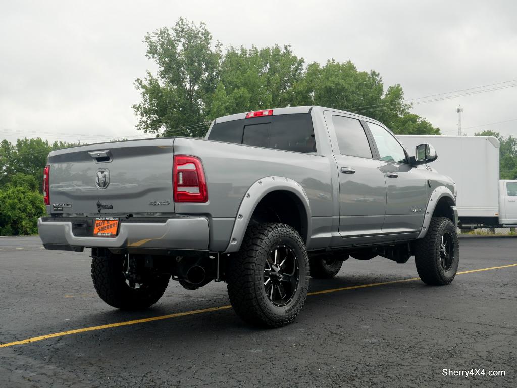 waldoch-lifted-trucks