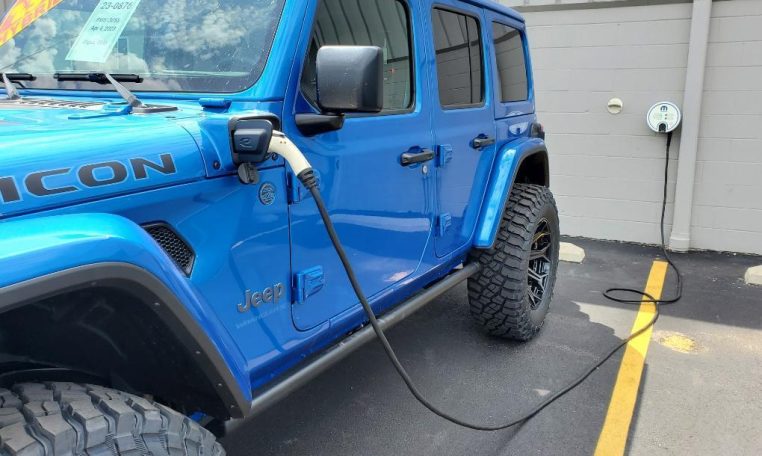 Electric blue jeep wrangler for deals sale