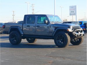 lifted-jeep-gladiators